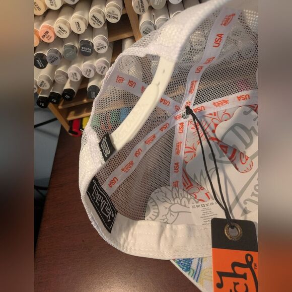 NWT Von Dutch White Trucker hat - Picture 6 of 7